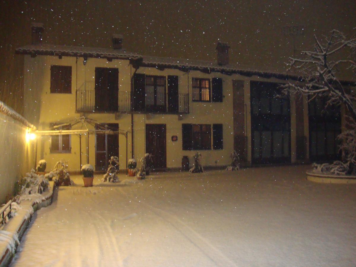 Al Calar Della Sera Sommariva del Bosco Dış mekan fotoğraf